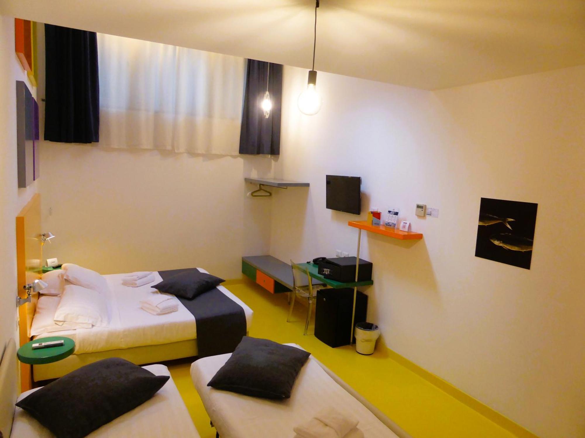 Correra 241 Lifestyle 3* Napels